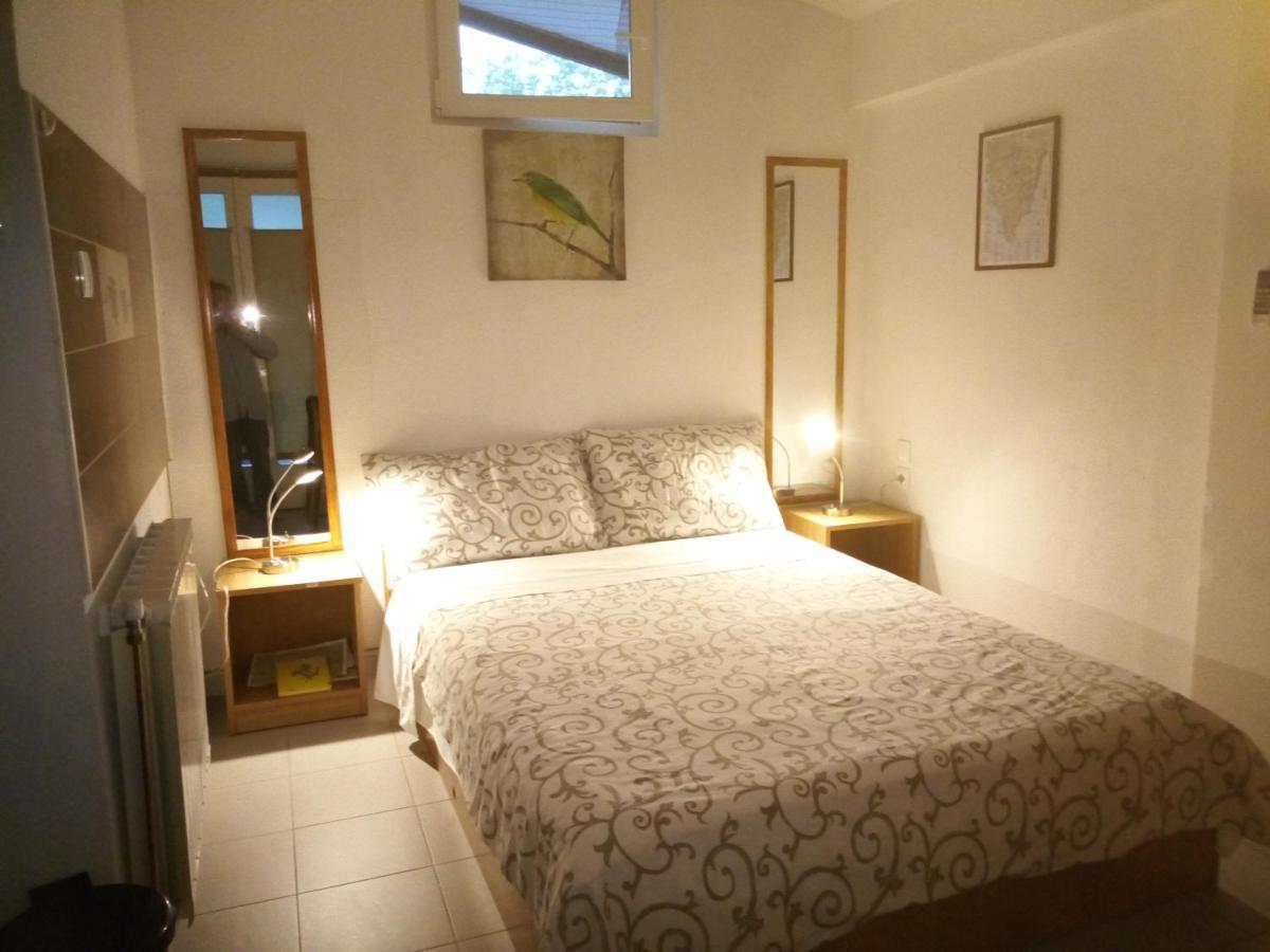 Studio Apartman Bari Buzet Exterior foto